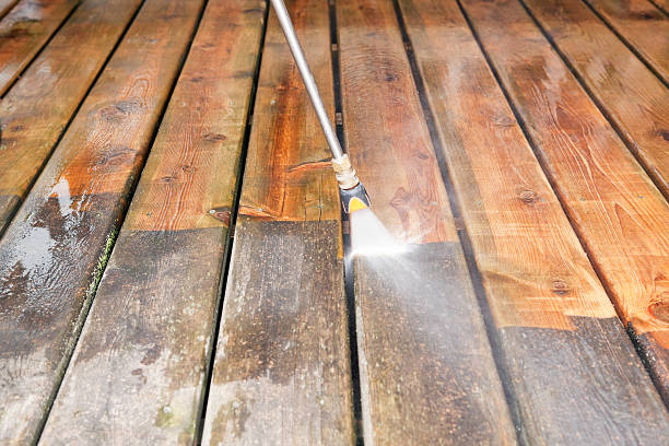 Professional Pressure Washing Services in Coldstream, KY